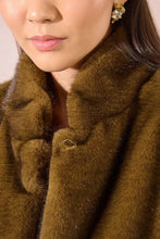 Carregar imagem no visualizador da galeria, Casaco de pele sintética