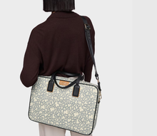 Carregar imagem no visualizador da galeria, Pasta Kaos Mini bege e preta Tous