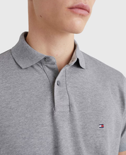 Carregar imagem no visualizador da galeria, Polo Regular fit Tommy Hilfiger