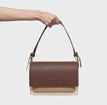 Carregar imagem no visualizador da galeria, Bolsa transversal média Audree Saffiano