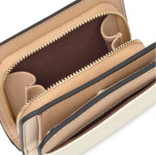 Carregar imagem no visualizador da galeria, Carteira média bege areia TOUS Doble Audree Saffiano
