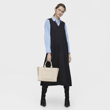 Carregar imagem no visualizador da galeria, Mala Amaya TOUS La Rue New