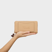 Carregar imagem no visualizador da galeria, Carteira bege TOUS Back to Basics