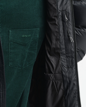 Carregar imagem no visualizador da galeria, Blusão de Penas