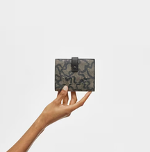 Carregar imagem no visualizador da galeria, Carteira Tous Kaos Icon Preta