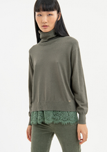 Carregar imagem no visualizador da galeria, Camisola gola