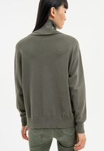 Carregar imagem no visualizador da galeria, Camisola gola