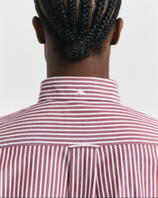 Carregar imagem no visualizador da galeria, Camisa em popeline modelo regular