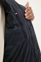 Carregar imagem no visualizador da galeria, Blusão