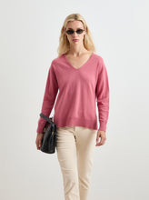 Carregar imagem no visualizador da galeria, Camisola de lã decote em V