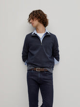 Carregar imagem no visualizador da galeria, Camisola de fecho