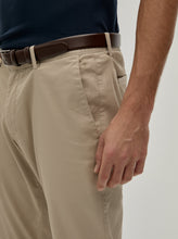 Carregar imagem no visualizador da galeria, Calças slim fit Decenio