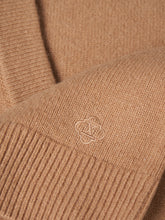 Carregar imagem no visualizador da galeria, Casaco de malha em lã Decenio