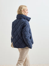 Carregar imagem no visualizador da galeria, Blusão acolchoado Decenio