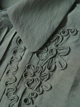 Carregar imagem no visualizador da galeria, Blusa com bordado Decenio