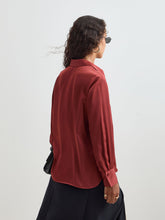 Carregar imagem no visualizador da galeria, Camisa fluida acetinada Decenio