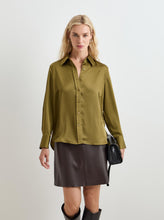 Carregar imagem no visualizador da galeria, Camisa fluida acetinada Decenio