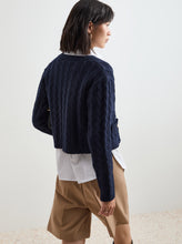 Carregar imagem no visualizador da galeria, Casaco malha entrançada Decenio