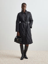 Carregar imagem no visualizador da galeria, Blusão acolchoado com cinto Decenio