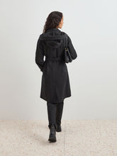 Carregar imagem no visualizador da galeria, Gabardine comprida com cinto