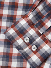 Carregar imagem no visualizador da galeria, Camisa regular fit ao xadrez Decenio