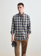 Carregar imagem no visualizador da galeria, Camisa Regular Fit aos Quadrados Decenio