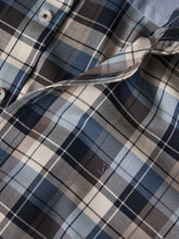 Carregar imagem no visualizador da galeria, Camisa Regular Fit aos Quadrados Decenio