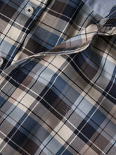 Carregar imagem no visualizador da galeria, Camisa Regular Fit aos Quadrados Decenio - Ref. D004767