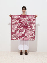 Carregar imagem no visualizador da galeria, Lenço com estampado floral