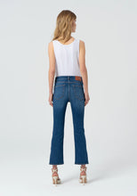 Carregar imagem no visualizador da galeria, Jeans cropped bootcut Fracomina
