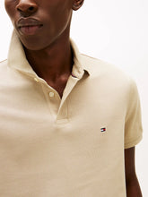 Carregar imagem no visualizador da galeria, Polo Regular fit Tommy Hilfiger