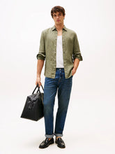 Carregar imagem no visualizador da galeria, Camisa linho Tommy Hilfiger