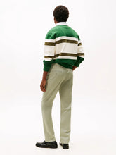 Carregar imagem no visualizador da galeria, Calças chino Denton de sarja com perna reta Tommy Hilfiger