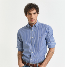 Carregar imagem no visualizador da galeria, Camisa em popeline modelo regular