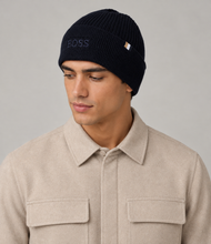 Carregar imagem no visualizador da galeria, Gorro em algodão e lã com pormenor de risca característica