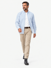 Carregar imagem no visualizador da galeria, Camisa regular-fit com botões em algodão Oxford