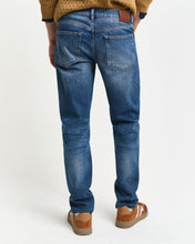 Carregar imagem no visualizador da galeria, Jeans slim fit