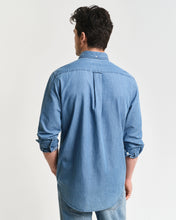 Carregar imagem no visualizador da galeria, Camisa Denim regular fit
