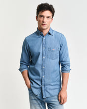 Carregar imagem no visualizador da galeria, Camisa Denim regular fit