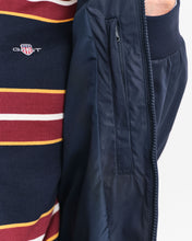 Carregar imagem no visualizador da galeria, Blusão repelente à àgua