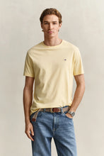 Carregar imagem no visualizador da galeria, T-shirt Shield regular fit