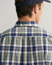 Carregar imagem no visualizador da galeria, Camisa