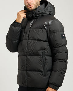 Blusão acolchoado com capuz Tommy Hilfiger