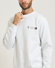 Carregar imagem no visualizador da galeria, Sweat sem capuz Tommy Hilfiger
