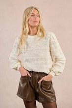 Carregar imagem no visualizador da galeria, Camisola com babados em relevo Molly Bracken
