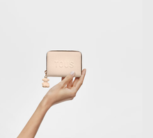 Carregar imagem no visualizador da galeria, Porta-moedas bege TOUS La Rue New Tous
