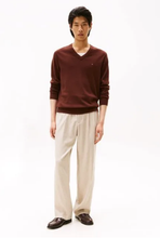 Carregar imagem no visualizador da galeria, Pulover de algodão e cashmere com decote em V
