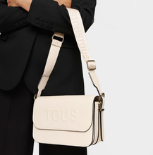 Carregar imagem no visualizador da galeria, Mala de tiracolo média TOUS Brenda Tous
