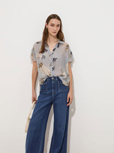 Carregar imagem no visualizador da galeria, Blusa com Estampado Floral Decenio - Ref. D005168
