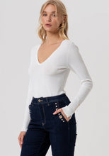 Carregar imagem no visualizador da galeria, Calça jeans flare de perna larga Fracomina - Ref. FR26SV2009D46493
